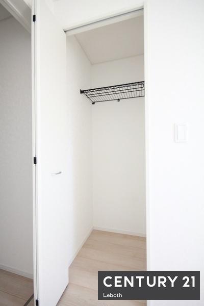 アーネストワン　邑楽町鶉第7　2号棟