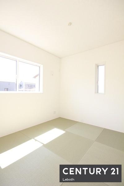 アーネストワン　邑楽町鶉第7　2号棟