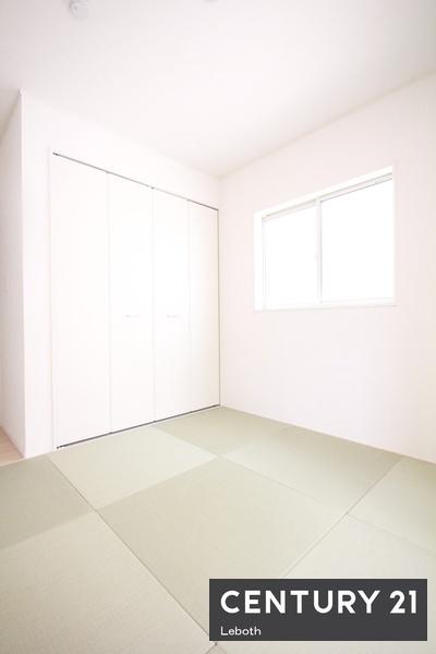 アーネストワン　大泉町寄木戸第18　1号棟
