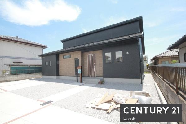 東栄住宅　太田市新田早川町　1棟