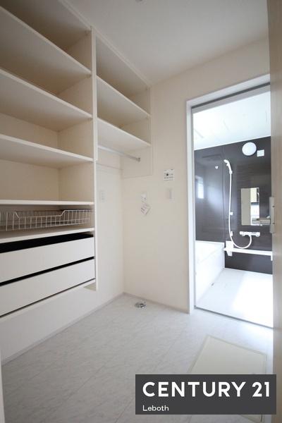 一建設　太田市新田花香塚　1号棟