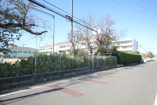 太田市岩瀬川町の土地(太田市立南中学校)