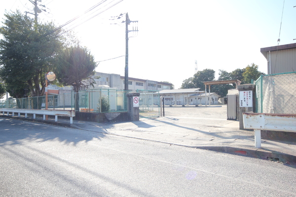 太田市宝町の中古一戸建て(太田市立宝泉小学校)