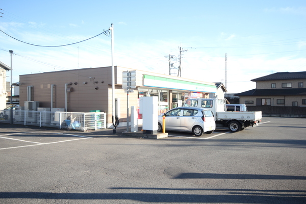 アーネストワン　太田市大原町第9　3号棟(ファミリーマート　藪塚大原店)
