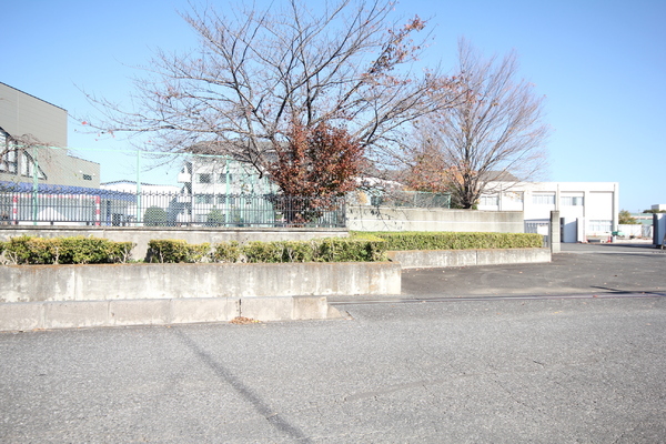 太田市東長岡町の中古一戸建て(ぐんま国際アカデミー（中高等部）)