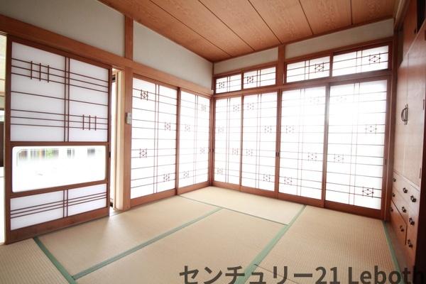 足利市赤松台２丁目の中古一戸建て
