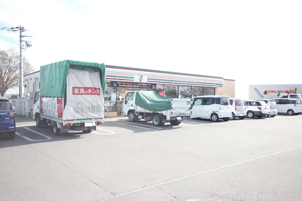 アーネストワン　太田市新田上江田町第2　1号棟(セブンイレブン　太田市新田運動公園前店)