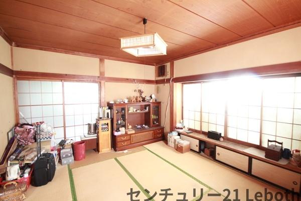 伊勢崎市境小此木の中古一戸建て