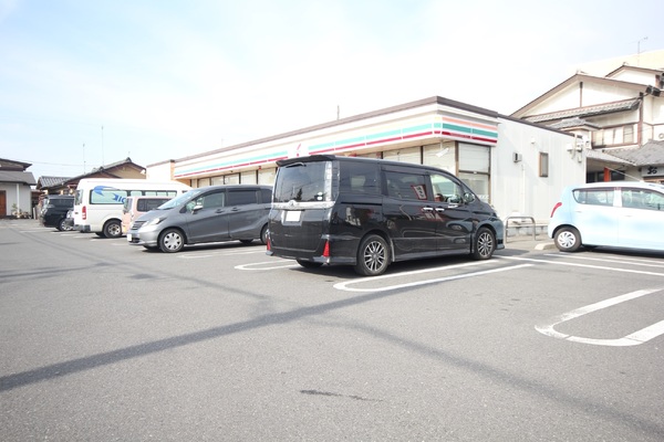 邑楽郡大泉町坂田２丁目の中古一戸建て(セブンイレブン　大泉西小泉２丁目店)