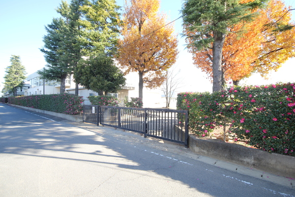 邑楽郡大泉町坂田２丁目の中古一戸建て(大泉町立西小学校)