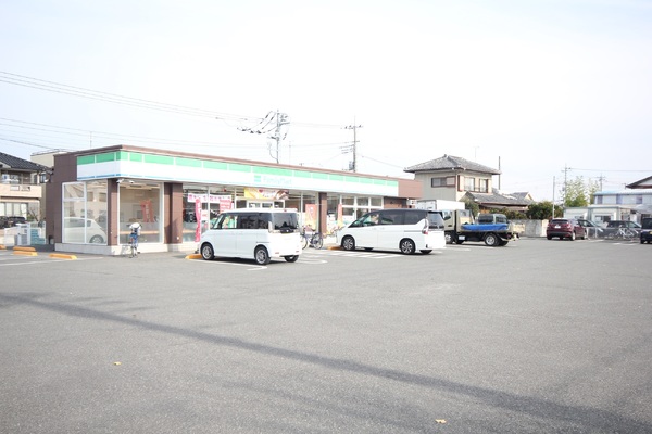 邑楽郡大泉町大字坂田の中古一戸建て(ファミリーマート　大泉坂田店)