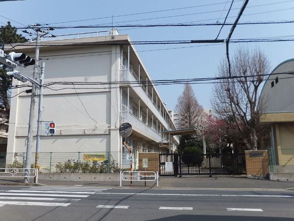 大型ルーム/イトーピア稲毛マンション(千葉市立小中台小学校)