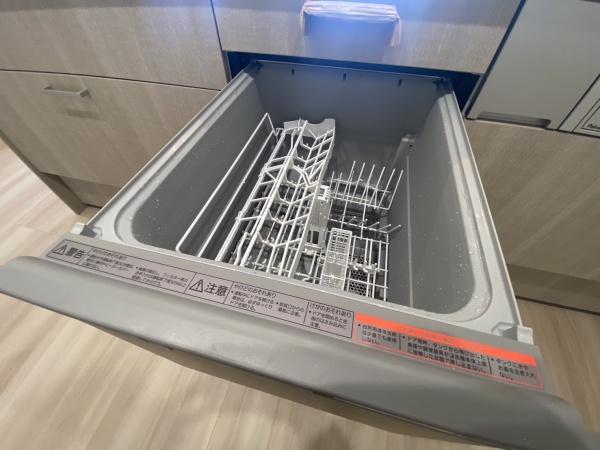 エアコン２台・ファン付照明設置　千葉ガーデンタウンF棟
