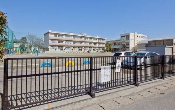 パークホームズ稲毛海岸ラコリエル(千葉市立稲丘小学校)