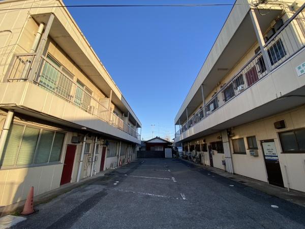 千葉市若葉区貝塚二丁目　売アパート２棟