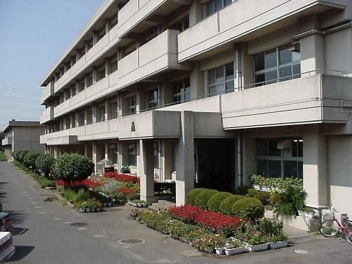 千葉市若葉区桜木３丁目の新築一戸建(千葉市立貝塚中学校)