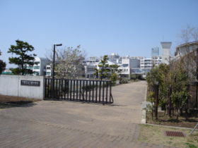 セントラルパーク・ウエストD棟(千葉市立打瀬中学校)