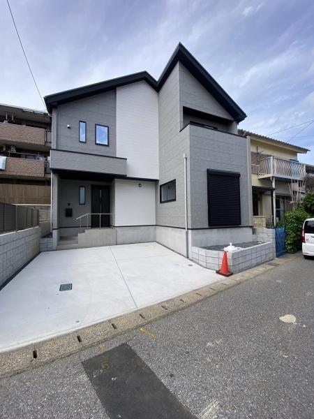 千葉市若葉区桜木北二丁目　新築戸建