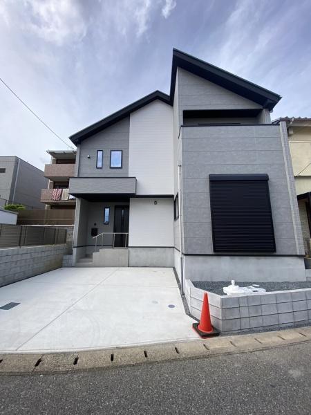 千葉市若葉区桜木北二丁目　新築戸建