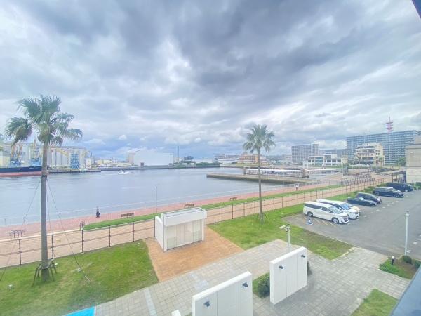 グランスイートブルーベイサイドレジデンス　中古マンション