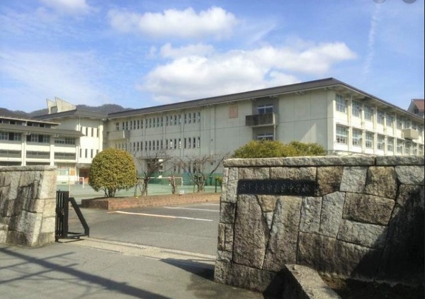岐阜市長良葵町2丁目の土地(岐阜市立東長良中学校)