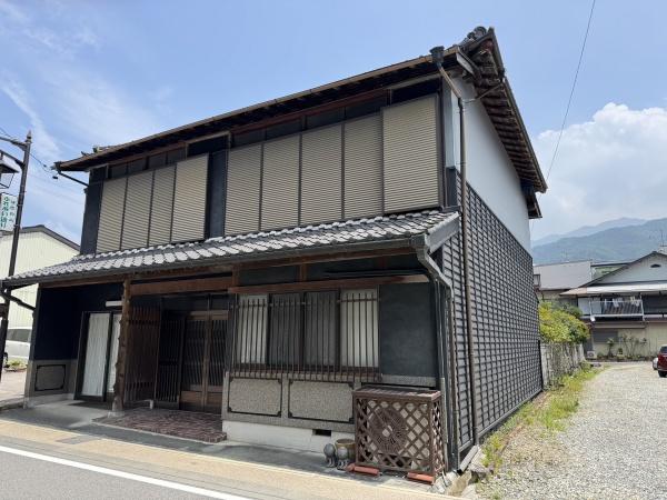 下呂市萩原町萩原の中古一戸建て