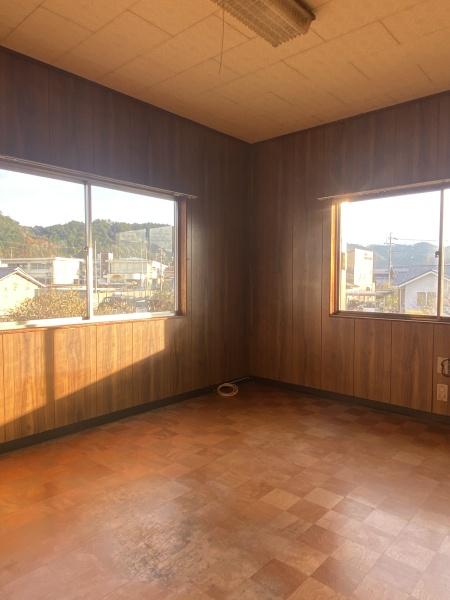 山県市高富の中古一戸建て