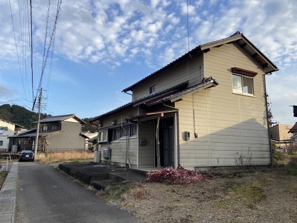 山県市高富の中古一戸建て