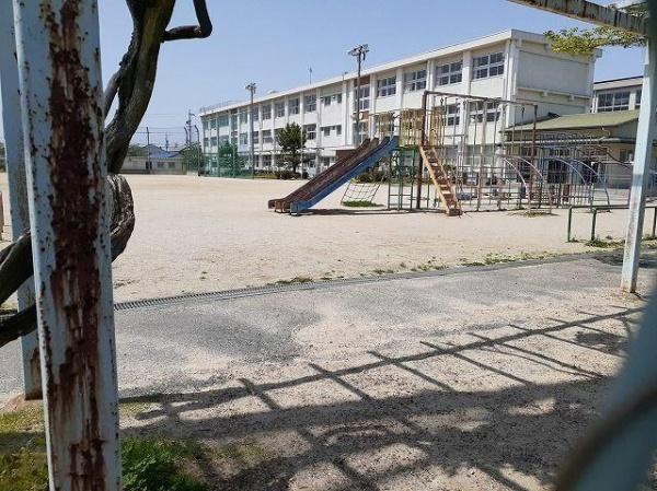 岐阜市茶屋新田２丁目の中古一戸建て(岐阜市立且格小学校)