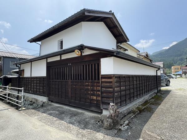 下呂市萩原町萩原の中古一戸建て