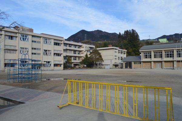下呂市萩原町萩原の土地(下呂市立萩原小学校)