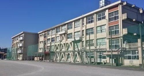 岐阜市鏡島東３丁目の土地(岐阜市立精華中学校)