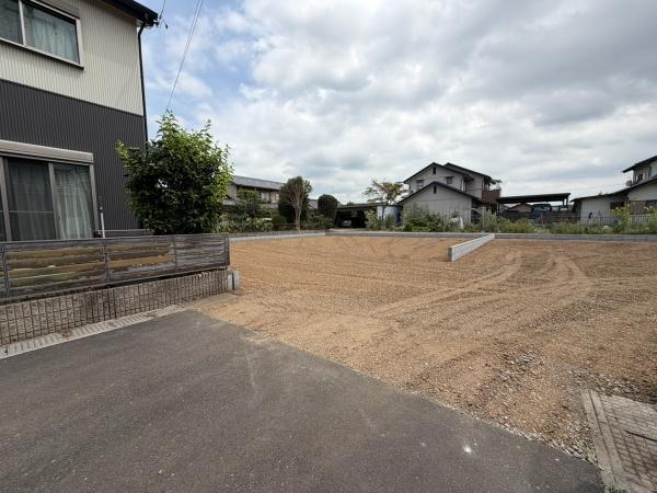 各務原市那加長塚町３丁目の土地