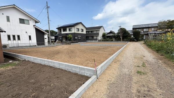 各務原市那加長塚町 B区画