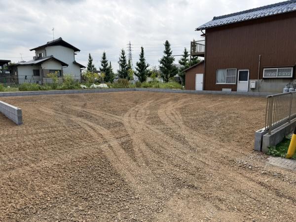 各務原市那加長塚町３丁目の土地