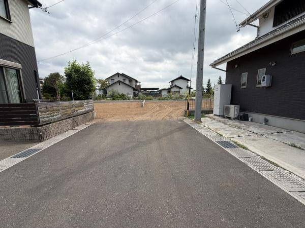 各務原市那加長塚町３丁目の土地