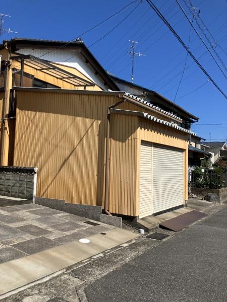 羽島市竹鼻町狐穴の中古一戸建て