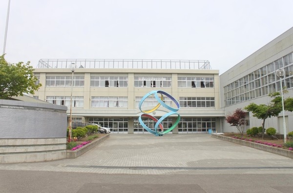 西野ハウス(札幌市立手稲東中学校)