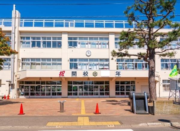 札幌市北区篠路三条8丁目の中古一戸建て(札幌市立篠路小学校)