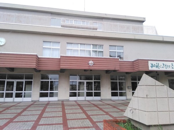 西区八軒９条西４丁目　Cradlegarden　１号棟(札幌市立八軒中学校)