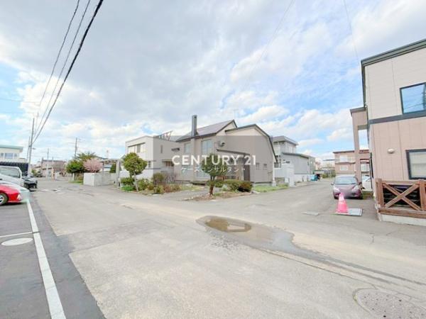 東区東苗穂６条１丁目　ブルーミングガーデン　３号棟