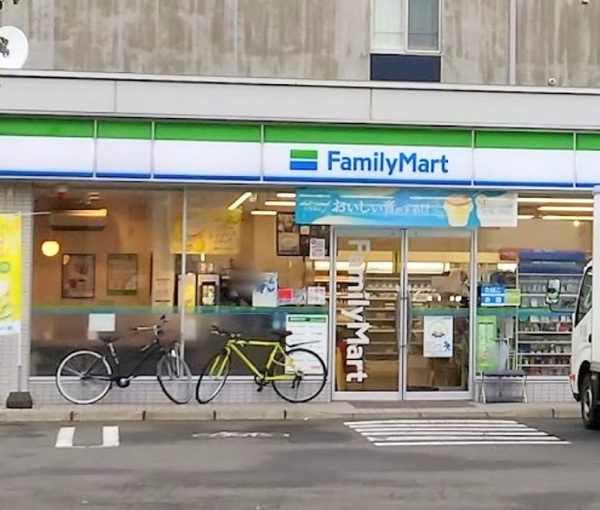 東区北33条東9丁目 ブルーミングガーデン 1号棟(ファミリーマート札幌北33条東10丁目店)