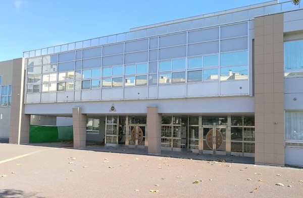 東急ドエル平岸台ビレジ弐号棟(札幌市立平岸中学校)