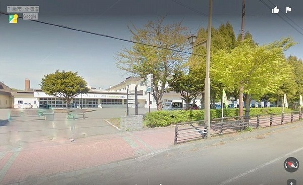 千歳市富丘4丁目 ブルーミングガーデン 1号棟(千歳市立富丘中学校)