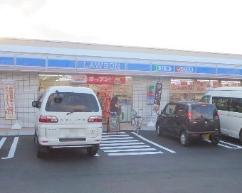 エスセーナ西岡A棟(ローソン札幌西岡3条六丁目店)