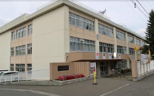 エスセーナ西岡A棟(札幌市立西岡北小学校)