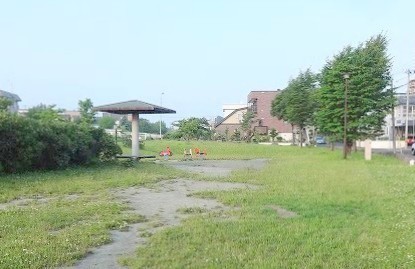 エスセーナ西岡A棟(月寒川緑地)