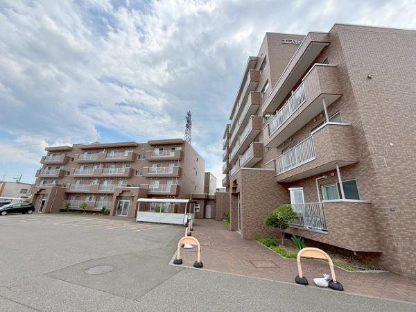 エスセーナ西岡Ａ棟