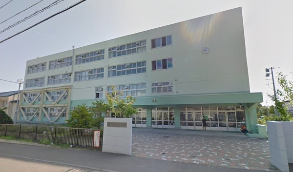 コープ野村澄川第1(札幌市立澄川中学校)