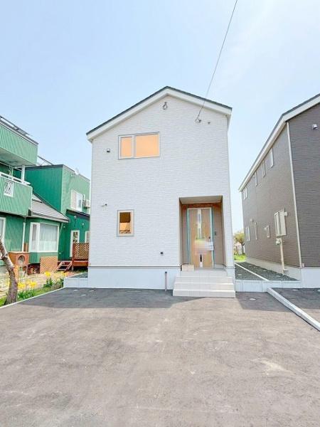 東区東苗穂十三条2丁目　Cradlegarden　１号棟